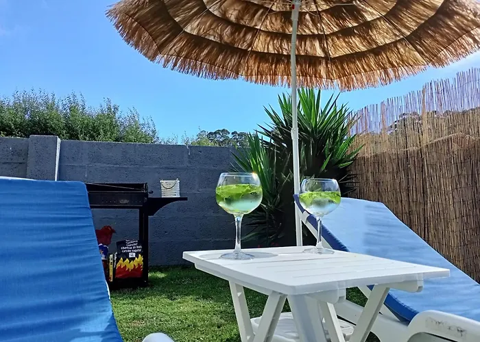 Playa, Jardin Y Piscina En Cabo Udra