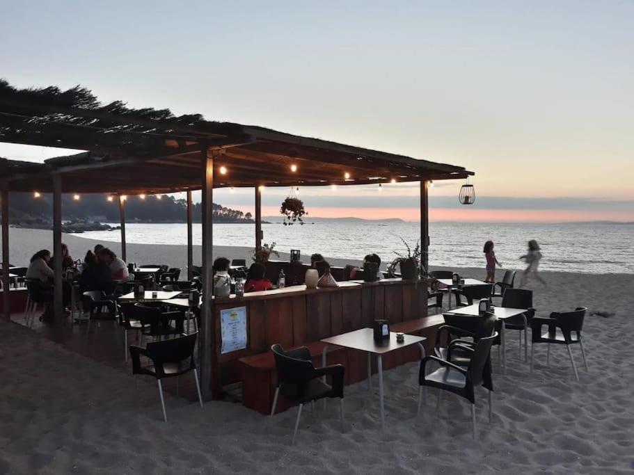 Playa, Jardin Y Piscina En Cabo Udra * Pontevedra