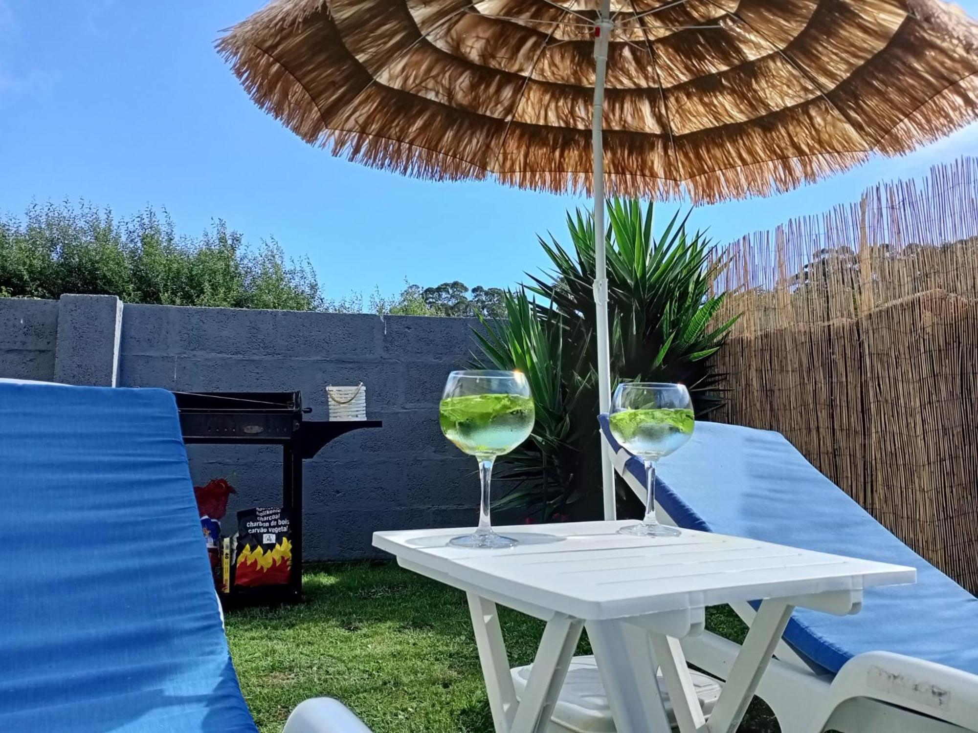 Playa, Jardin Y Piscina En Cabo Udra Holiday home